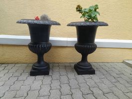 2 x Blumentöpfe Gusseisen Medici Vase / Vasen Höhe 76 cm