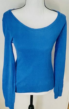 BC Damenpullover Gr. 34 blau kurz geschnitten