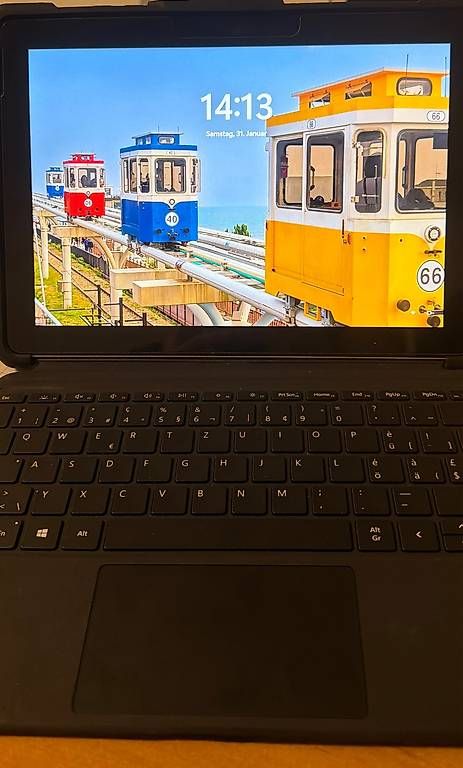 Microsoft Tablet PC: Tablet Microsoft Surface GO 8GB RAM Simkarten-Fähig – Gebraucht aus Glattbrugg von mir_vx2c 3