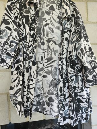 schöne Blusenjacke Gr. 44/46 Leinen/Viscose