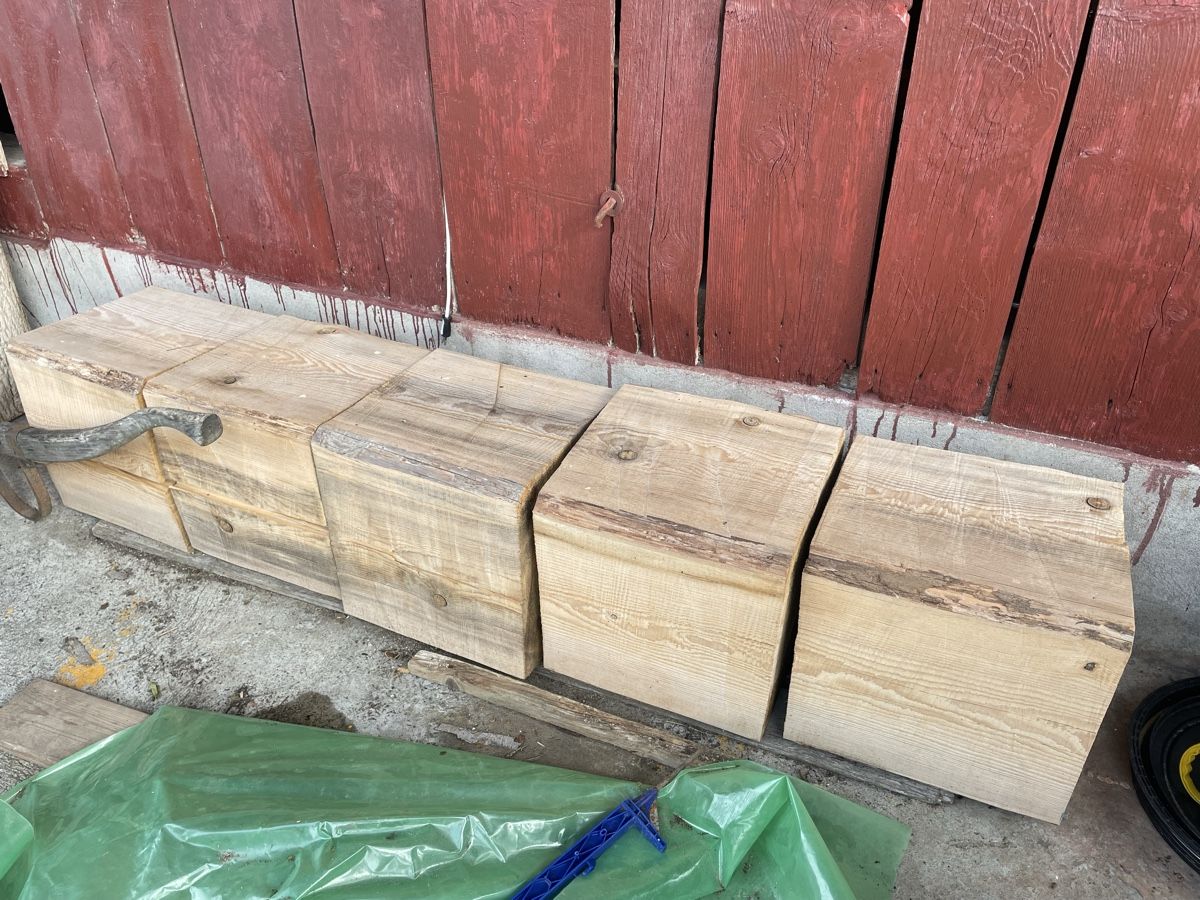 Hocker: 4 mal Holzhocker – Gebraucht aus Au TG von and_k8st