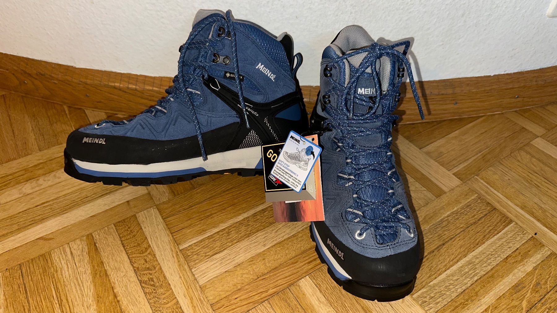 Meindl Scarpe da uomo: Meindl Wanderschuhe Gr. 37 neu! – Nuovo e nell'imballaggio originale da Schönenbuch venduto da marisli80