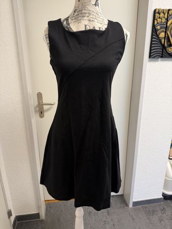 Neues Cocktailkleid von Esprit, schwarz, S