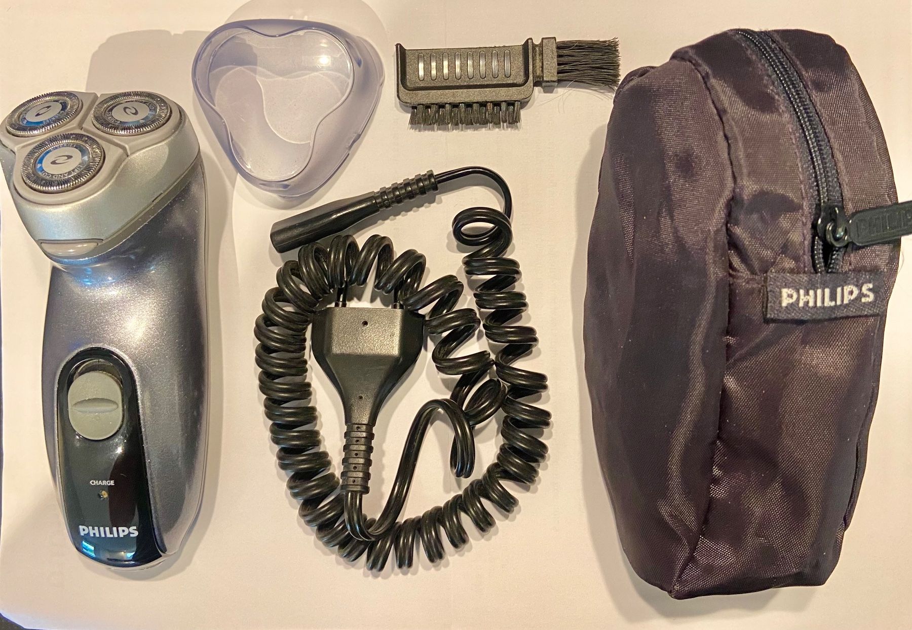 Philips Rasoi & Lamette da barba: Elektrorasierer Philips HQ6695 – Usato da Bassersdorf venduto da geronjmo 5