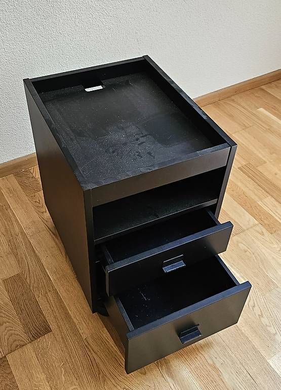 Ikea Eléments de bureau: Rollcontainer mit 2 Schubladen – D'occasion à Röschenz par Thi_Roesch76 1