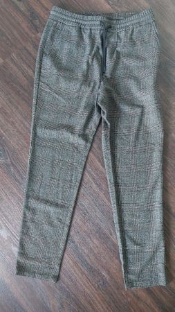 Only & Sons Karottenhose Gr. M Top Zustand !