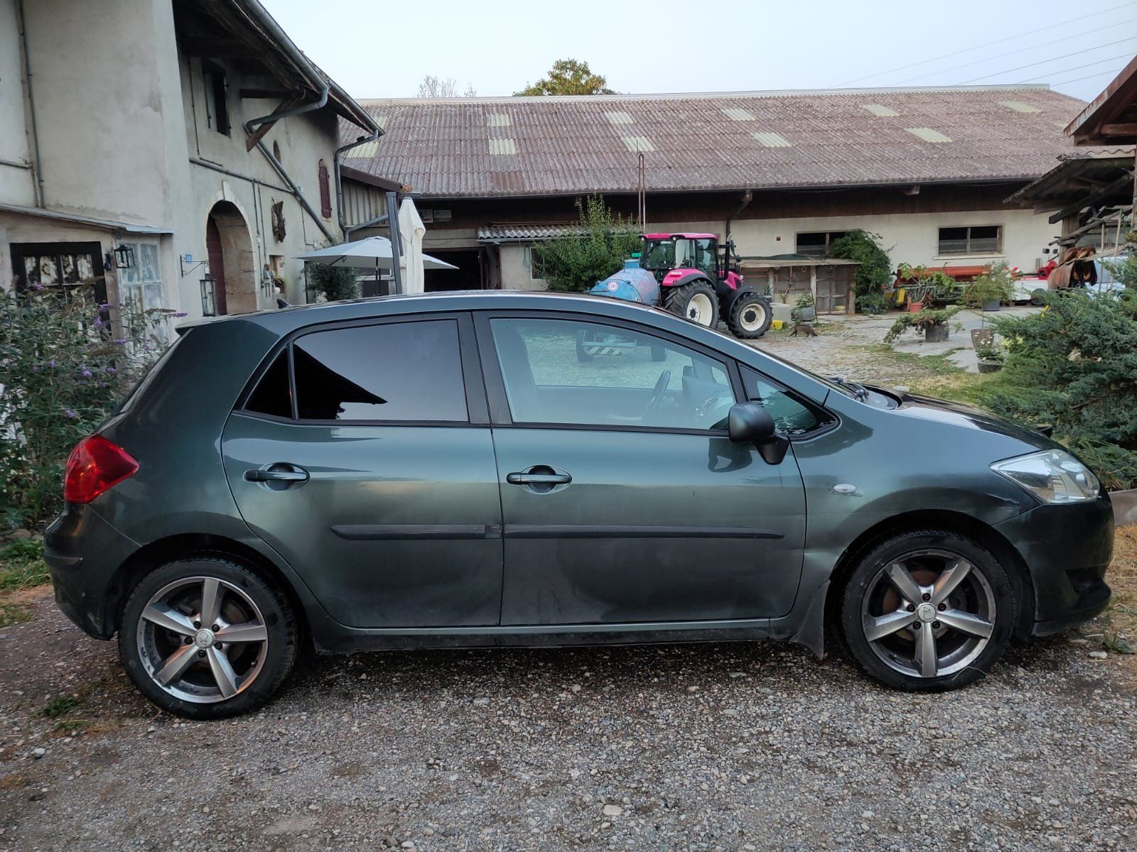Toyota Automobili: Toyota Auris 1.6 - 2008 - à réparer – Difettoso da Mont-sur-Rolle venduto da damidiscus 1