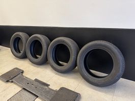 4 X 20 Zoll Pirelli All Season Reifen