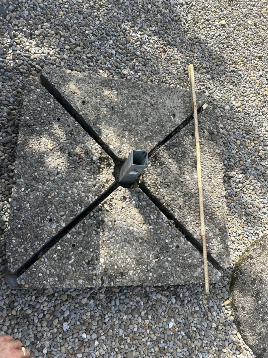 Glatz Sonstiges: Glatz Sonnenschirmständer Betonfuss – Gebraucht aus Laupen ZH von atmagym 2