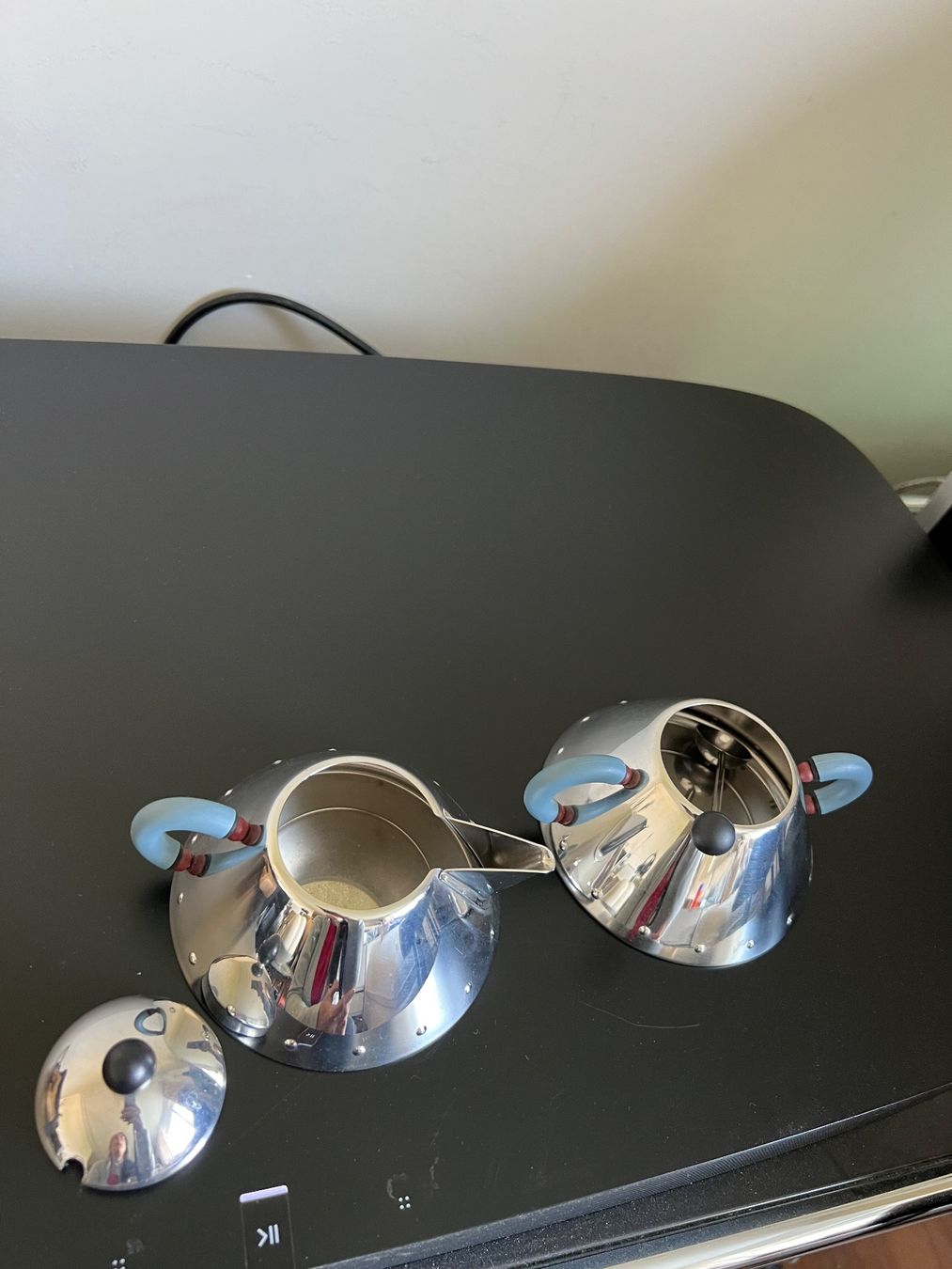 Alessi Set di piatti: Alessi "Hot Bertaa" Kaffeeservice, Design Philippe Starck 59 – Usato da Jona venduto da Sariksa 1