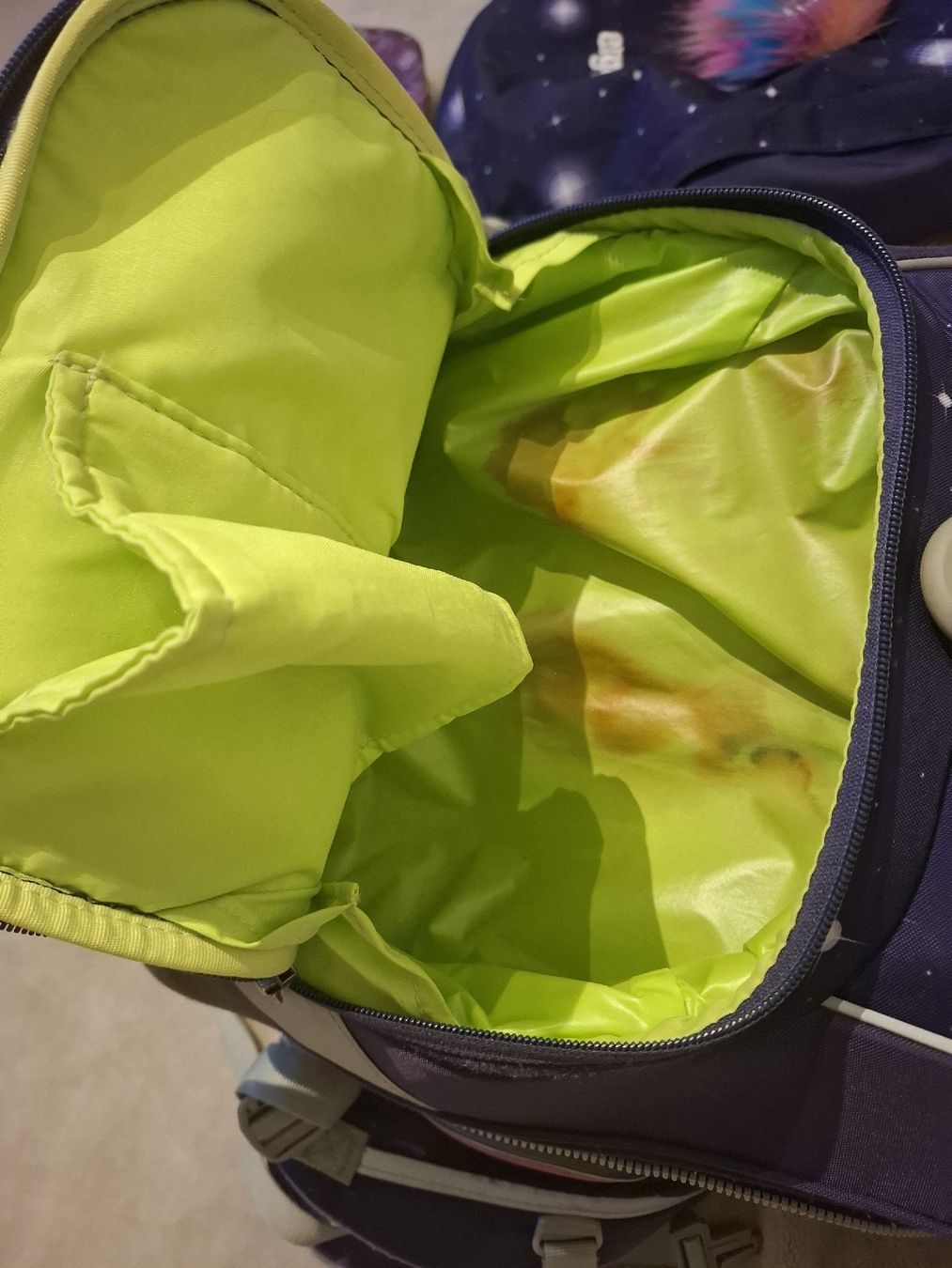 Ergobag Borse & Zaini: Ergobag Cubo Schulranzen Set Glitzer Einhorn – Usato da Bolken venduto da nova88 4