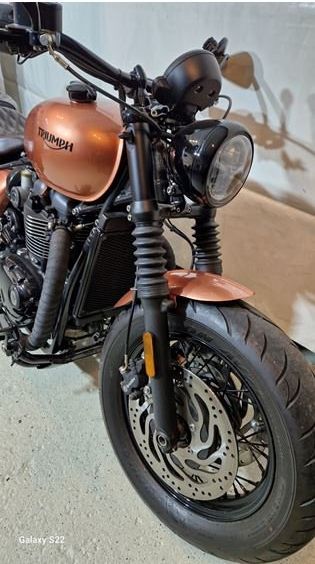 Triumph Cruisers: Triumph Bonneville Speedmaster mit sehr aufwendigem Umbau – D'occasion à Lostorf par ilgustolino 8