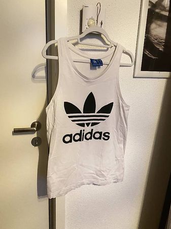Adidas Top