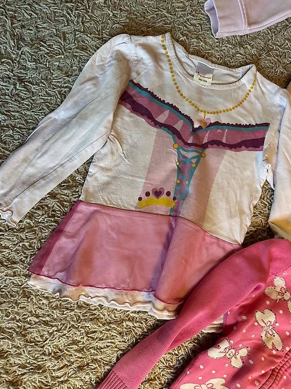 Lotti & Set di vestiti: Zu verschenken  Kinderkleidung – Usato da Eschenbach LU venduto da tan_qd5w 1