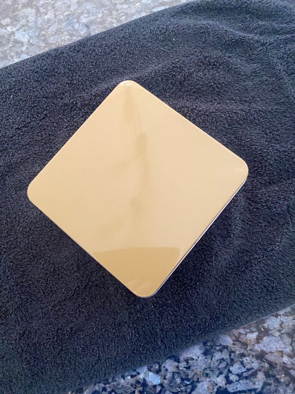 Ikea Contenitori & Simili: Guetzlidose gold - weiss – Usato da Allenwinden venduto da Obalu 1