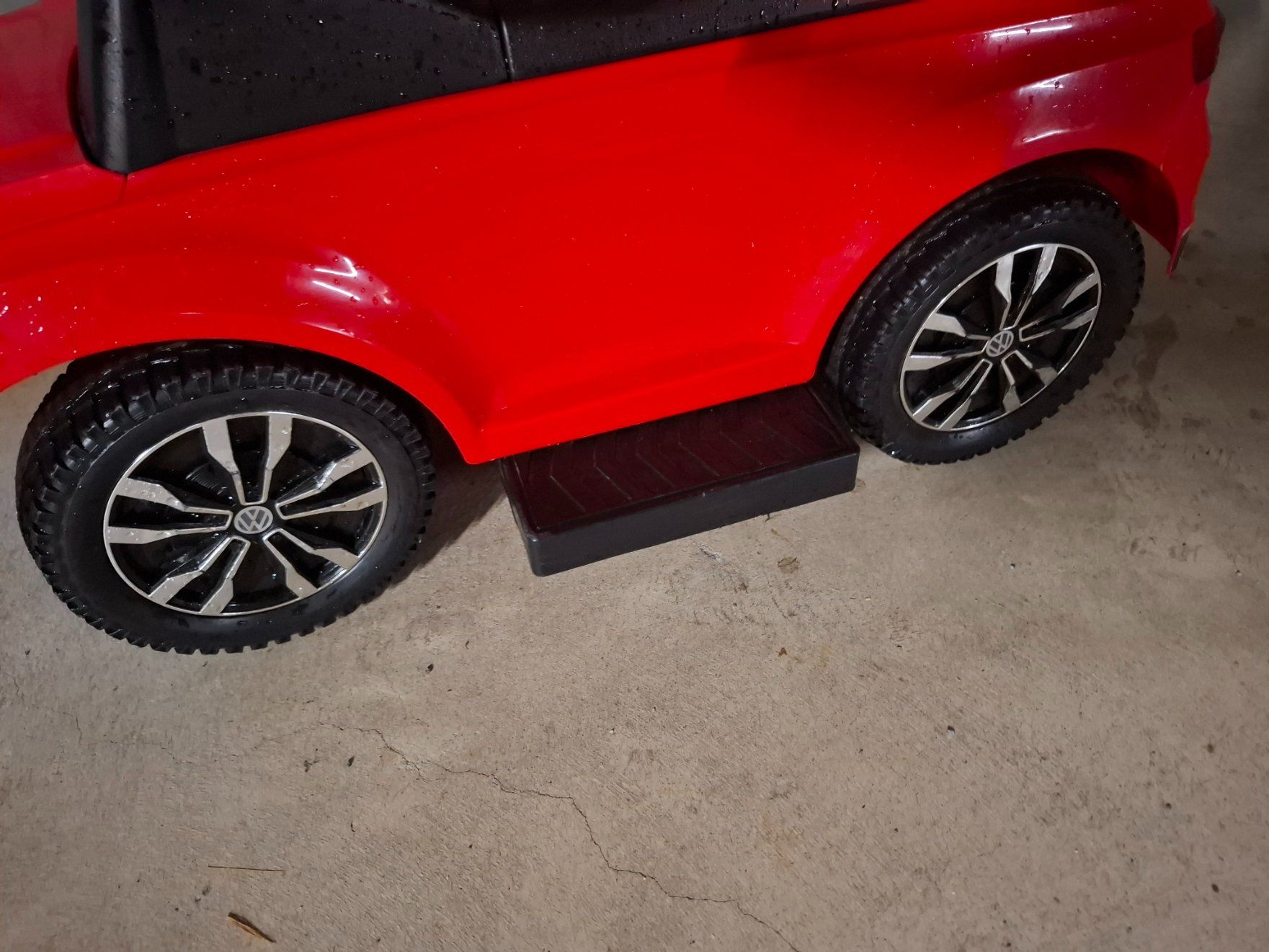 Véhicules pour enfants: Bobby-Car VW T-Roc – D'occasion à Thayngen par crissou 1
