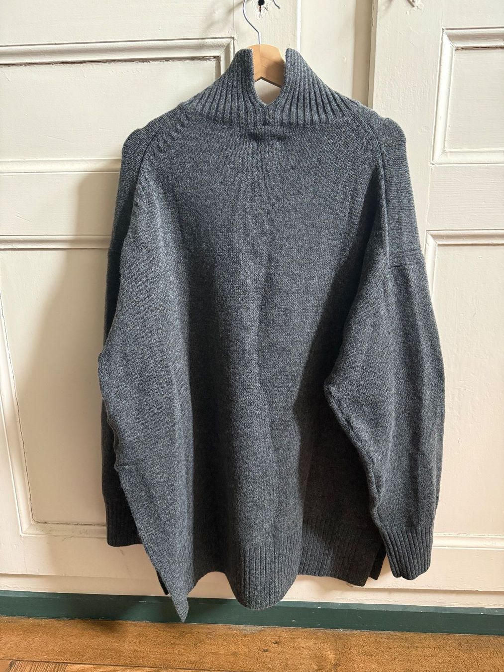 H&M Maglioni & Felpe: Pull H&M gris oversize à col roulé, neuf, taille XL – Nuovo e nell'imballaggio originale da Erlach venduto da migdep985 1