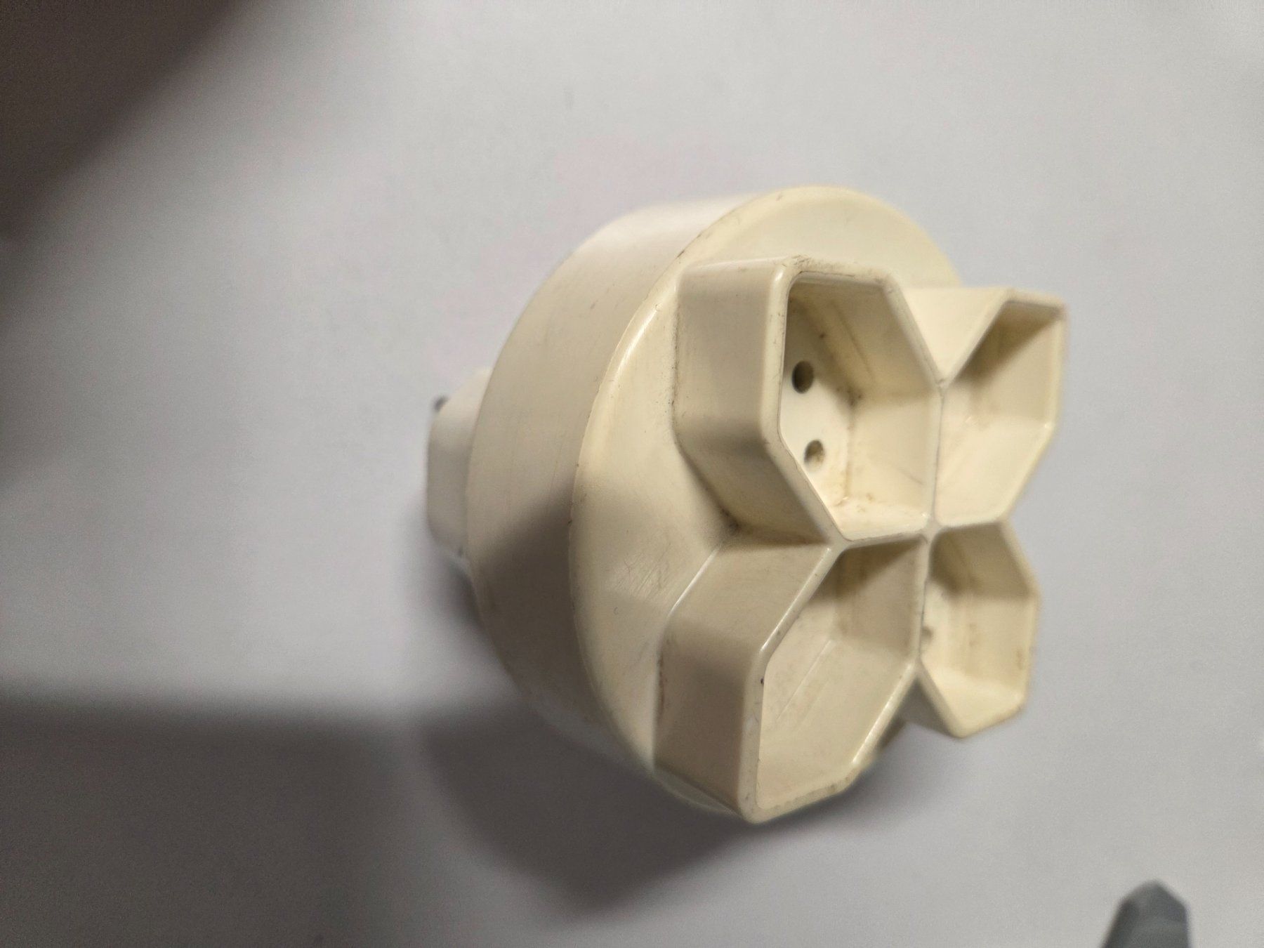 Stecker: Vierfachstecker 4xTyp13 4xT13 Mehrfachstecker 4 Fach – Gebraucht aus Zürich von eymen20 2
