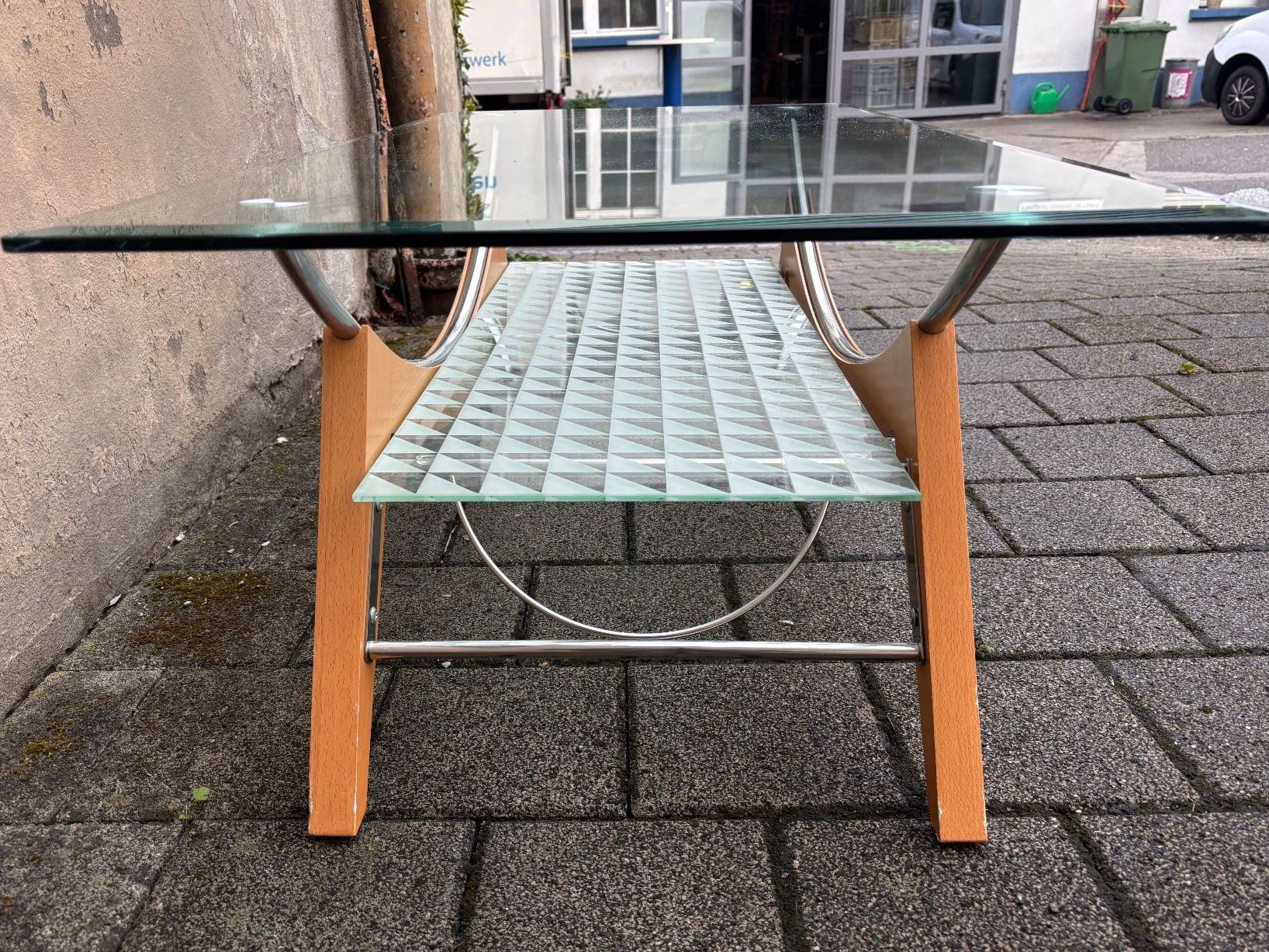 Tische: Couchtisch Holz Glas mit Ablage gebraucht – Gebraucht aus Münchenstein von tsp01 2