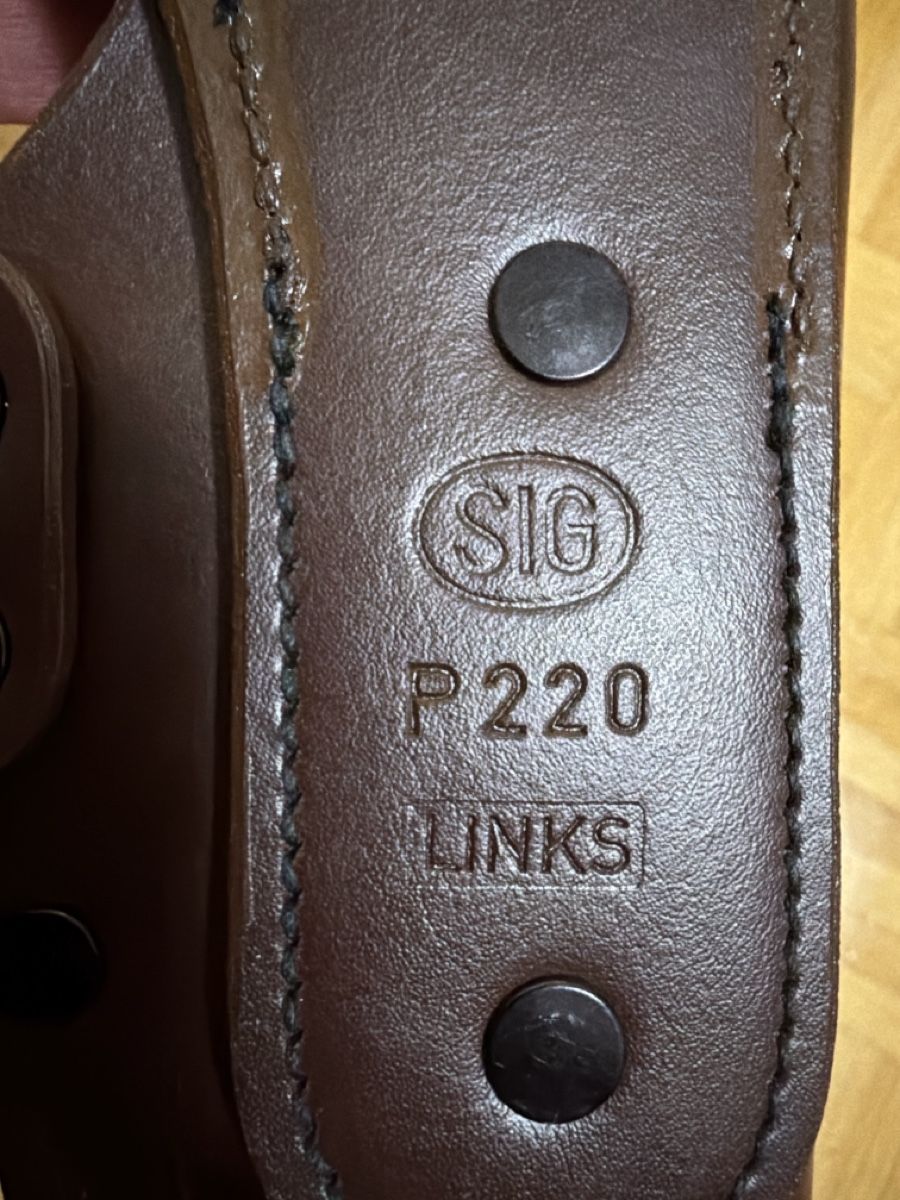 Sig Sauer Tiro a segno: Holster Sig P75 ou P220 – Usato da Lausanne venduto da Erion2015 2