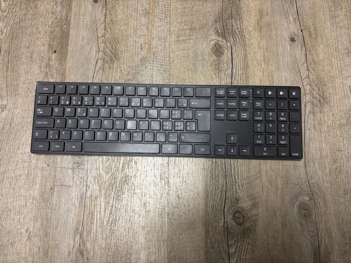 Tastiere: Tastatur – Usato da Wimmis venduto da Soccerfanshop