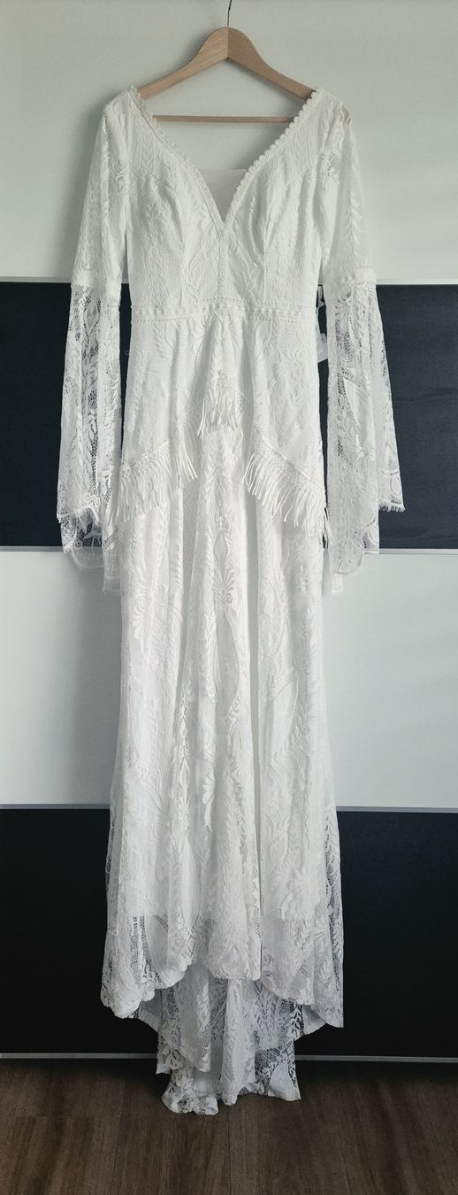 Robes: New White Wedding Dress  – Neuf (Voir description) à Unterägeri par agn_z6wb