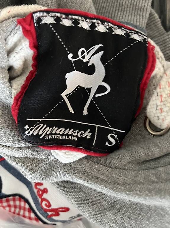 Lotti di vestiti: Hoodie Kapuzenpulli Paket – Usato da Schwaderloch venduto da menthe205 3