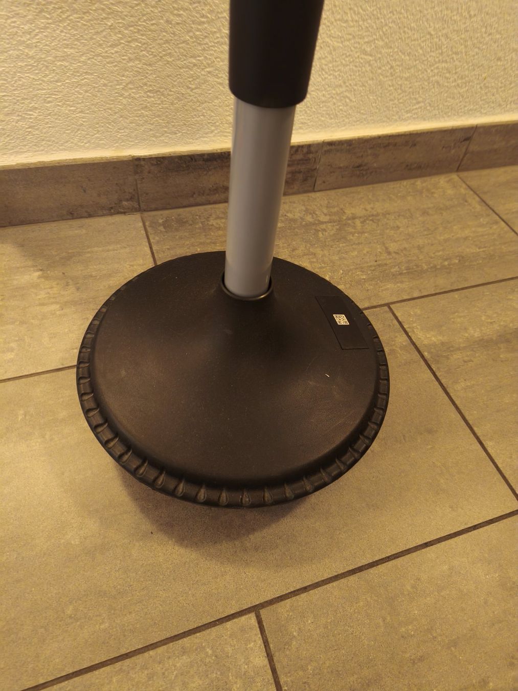 Hocker: tabouret siège télescopique de bureau – Gebraucht aus Lausanne von jul_ywr9 1