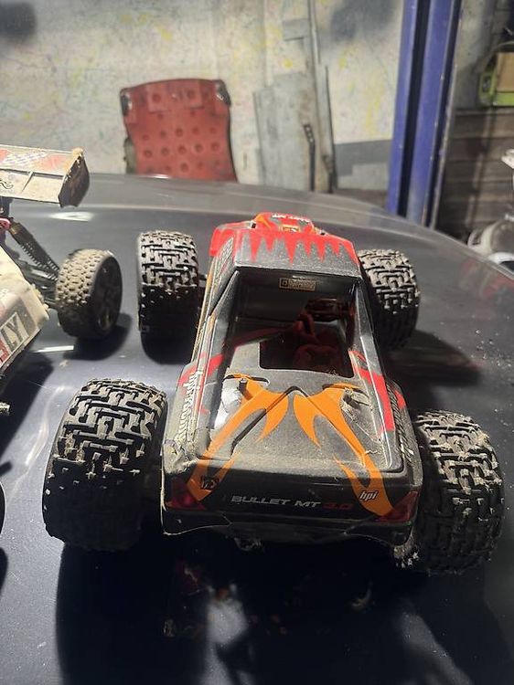 RC Kits de montage: Monster truck telecomandato a motore (benzina) – D'occasion à Pollegio par Bernardo297