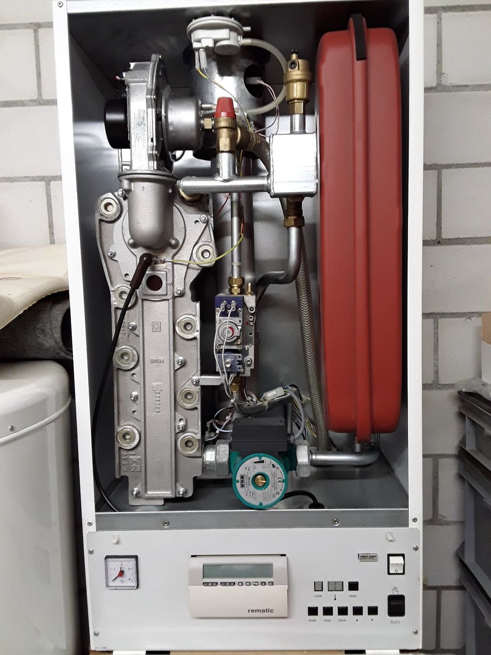 Radiatori: Gasheizung Cipag-Remeha 7-10 oder 15-21 kW – Nuovo (secondo la descrizione) da Lotzwil venduto da asert65 1