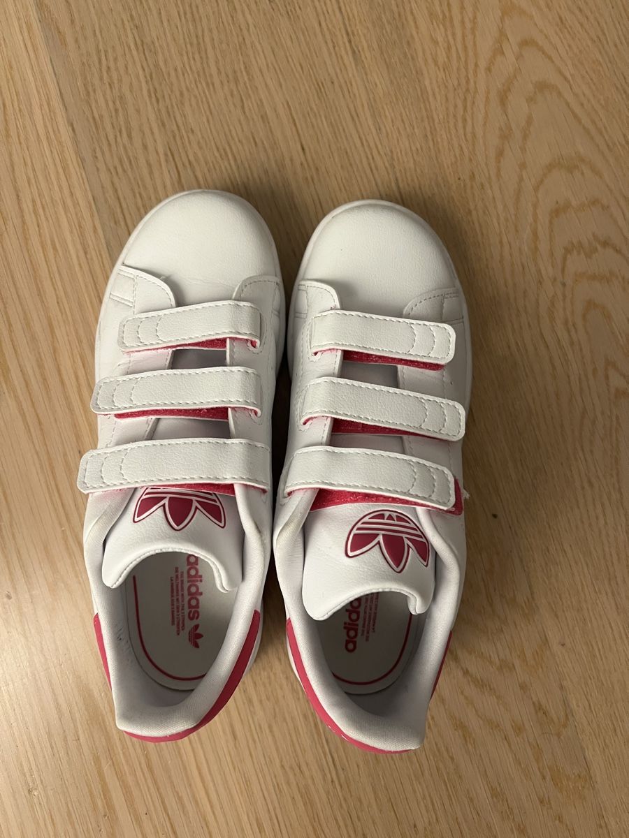 Scarpe per ragazze: Adidas Stan Smith shoes, White/Pink – Nuovo (secondo la descrizione) da Therwil venduto da srosselli 2