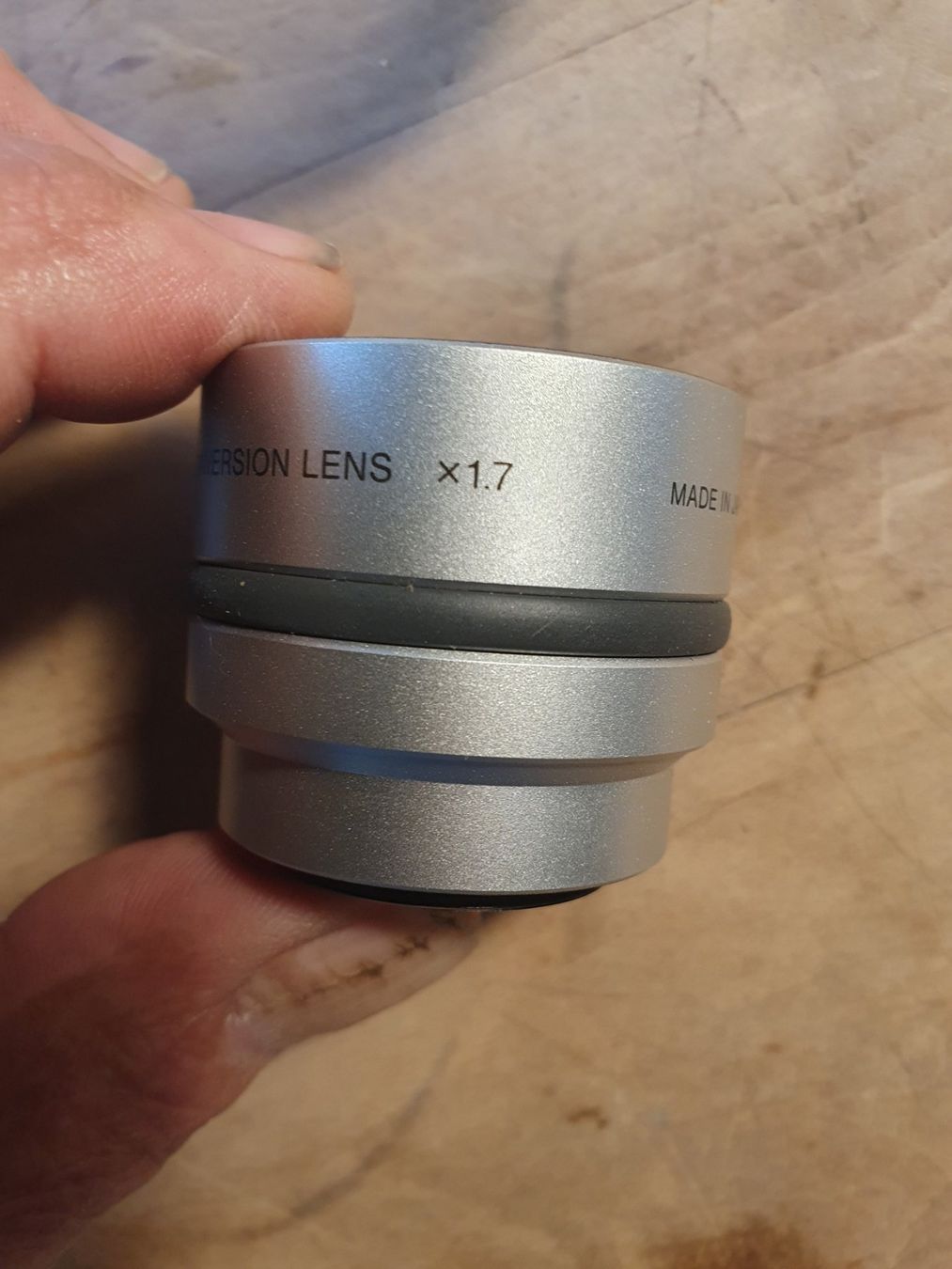 Sony Obiettivi: Sony VCL-DH1730 Telekonverter – Usato da Zürich venduto da loosebone 4