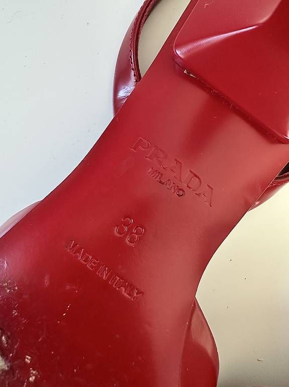 Scarpe da donna: Prada Slingback Heels rot, Gr. 38, Original, Statement Piece – Usato da Tenniken venduto da Gnade27 3