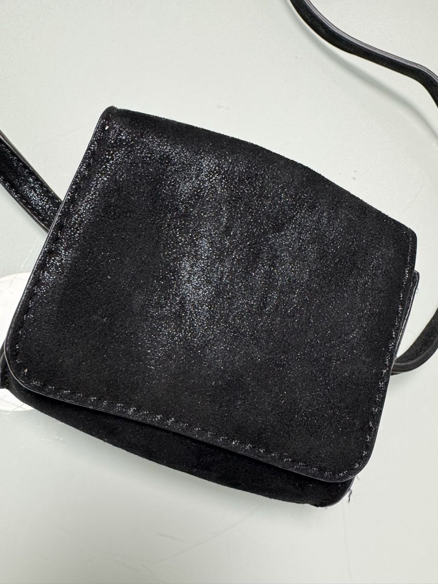Taschen für Damen: Elegante borsetta nera a tracolla da cintura – Gebraucht aus chur von merygori