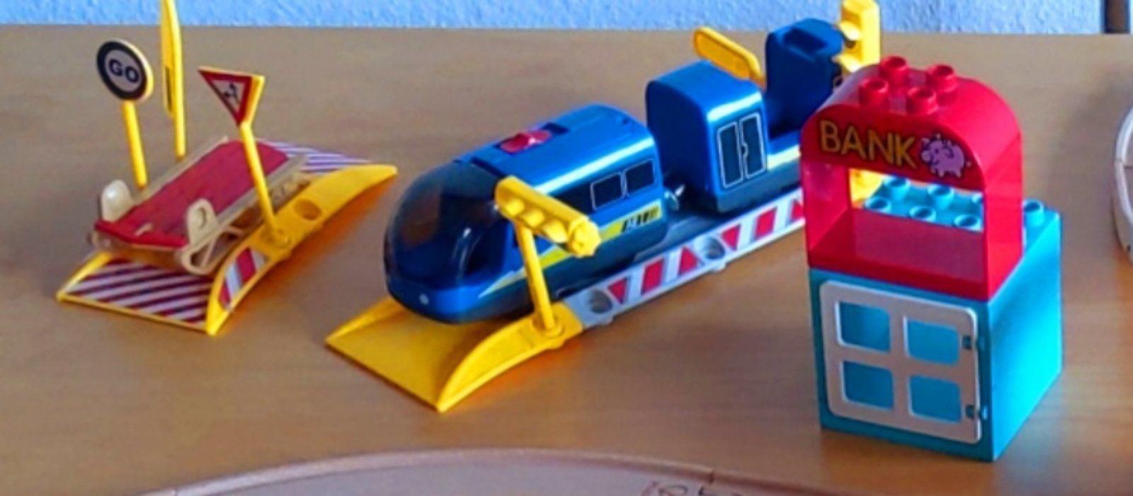 Spielzeuge: Holzeisenbahnset – Gebraucht aus Burgdorf von mbu_l7nm 4