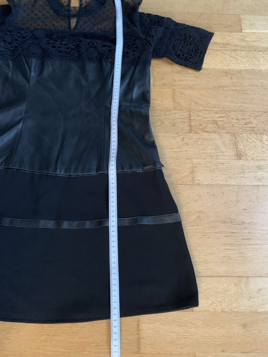 Guess Vestiti: Kleid gr 34. Guess – Usato da Sempach venduto da katzaana3 1