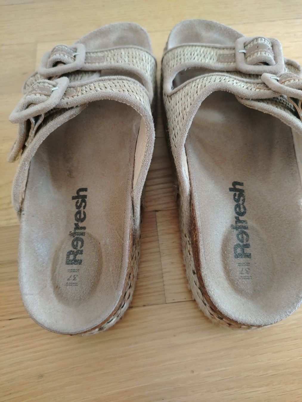 Damenschuhe: Damen Pantoletten Sandalen Beige – Gebraucht aus Winterthur von mon_2yxl 3