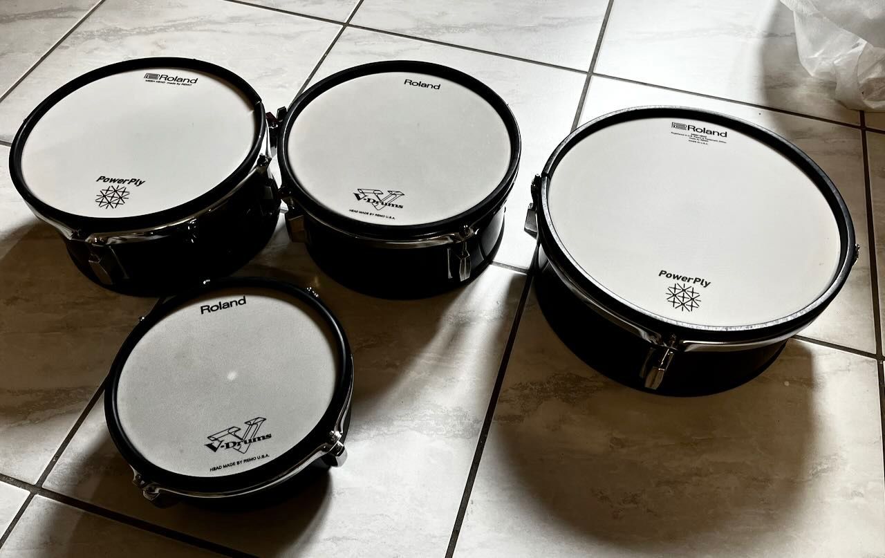 Instruments de musique: E-Drum Set – D'occasion à Zuchwil par Speaker0 6