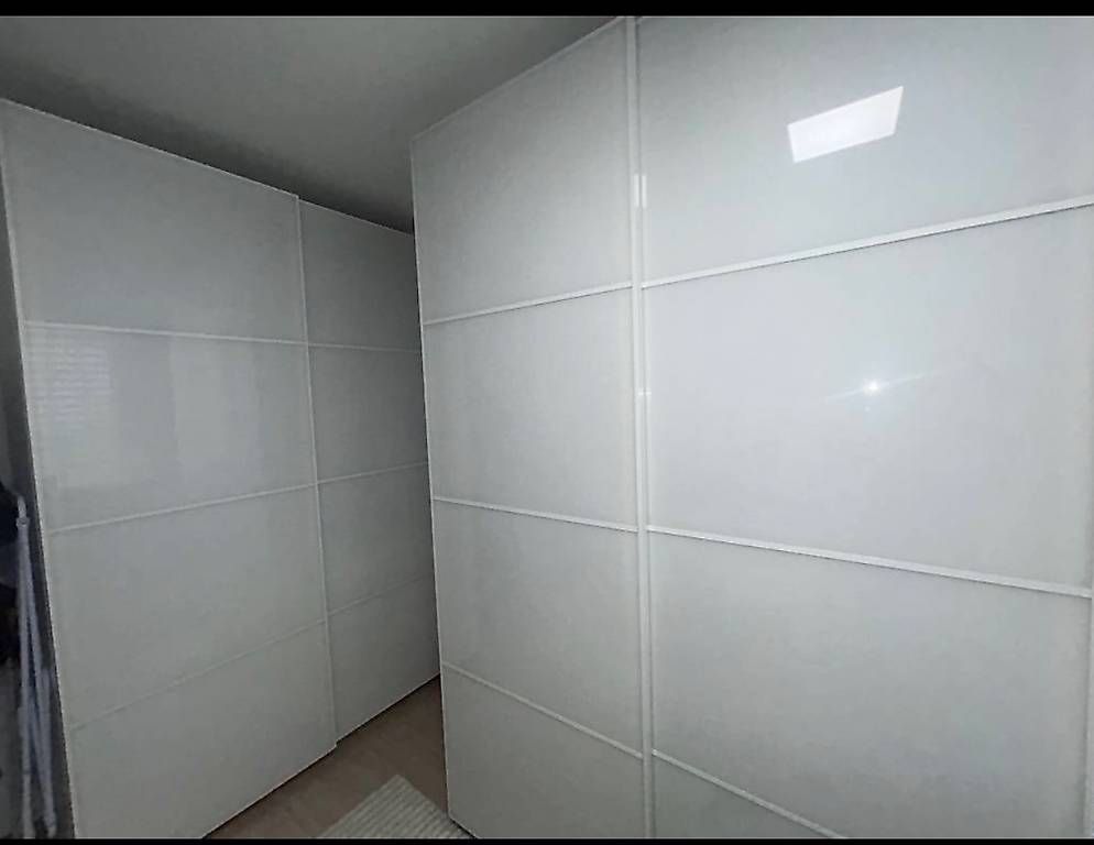 Armadi: Kleiderschrank – Usato da Dietikon venduto da ayl_2dnc 2