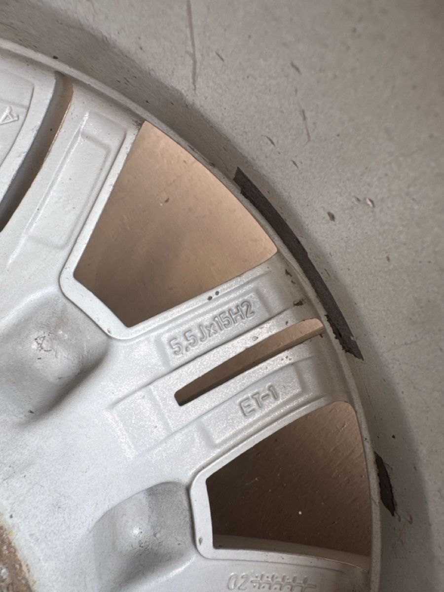 Smart Pneus & Roues:  Smart For Two 15 Zoll – D'occasion à Baar par Quatrogaitas 2
