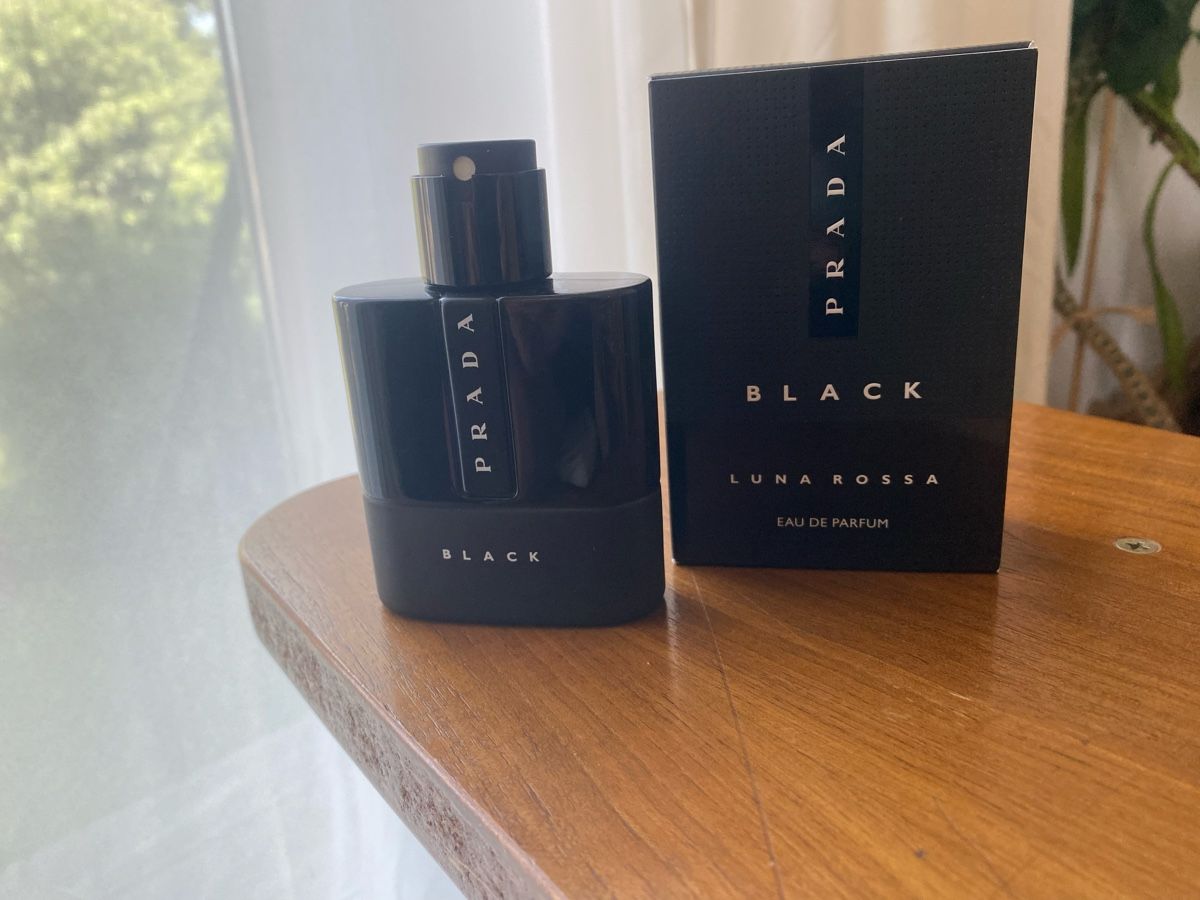 Prada Parfum & Eau de Toilette: Prada Luna Rossa Black Eau de Parfum, 50ml – Gebraucht aus Rothenhausen von Chovetown