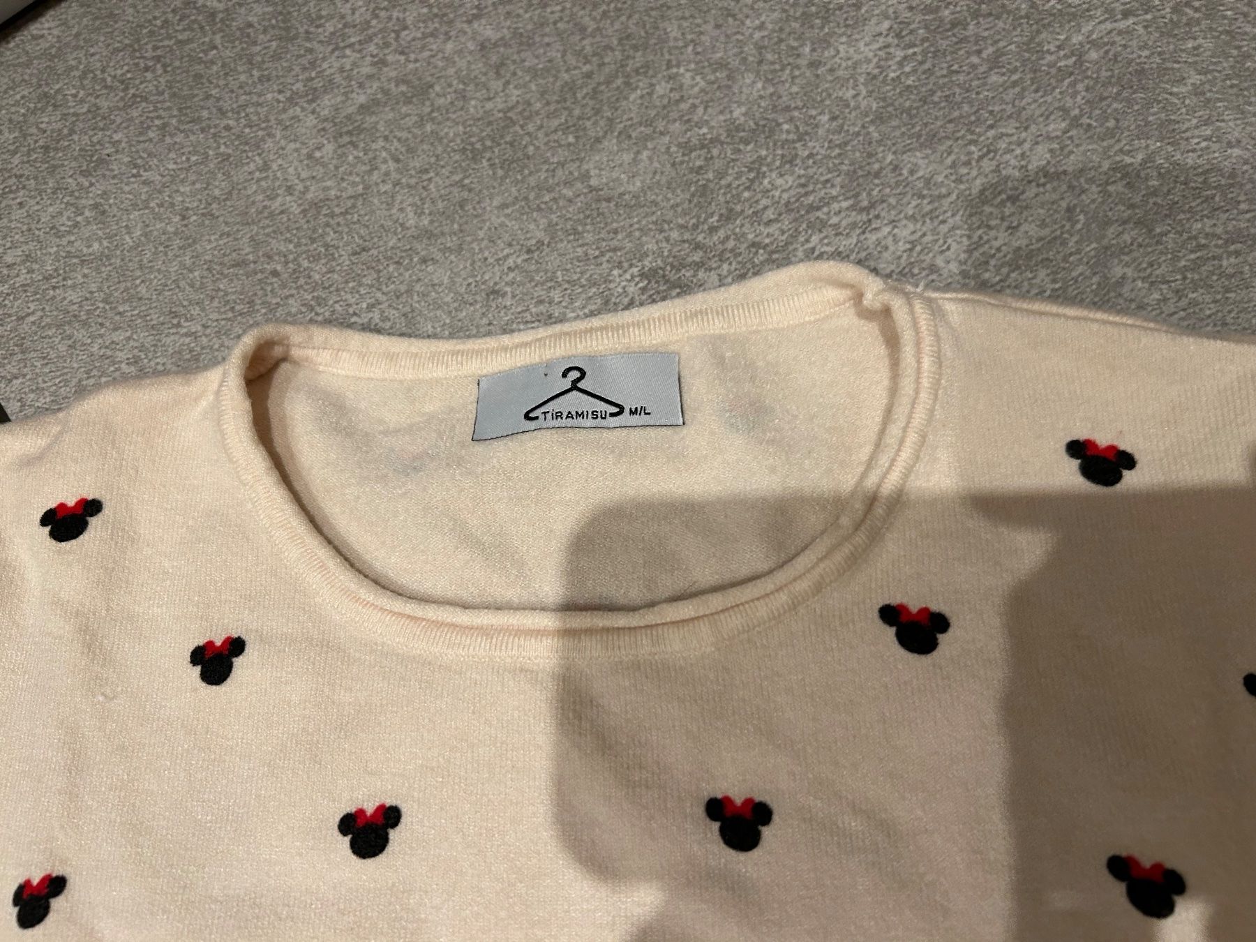 Pullover & Sweatshirts: Pull Mickey mouse - Minnie  gr. M - L – Gebraucht aus Arbedo von nadia1973 2