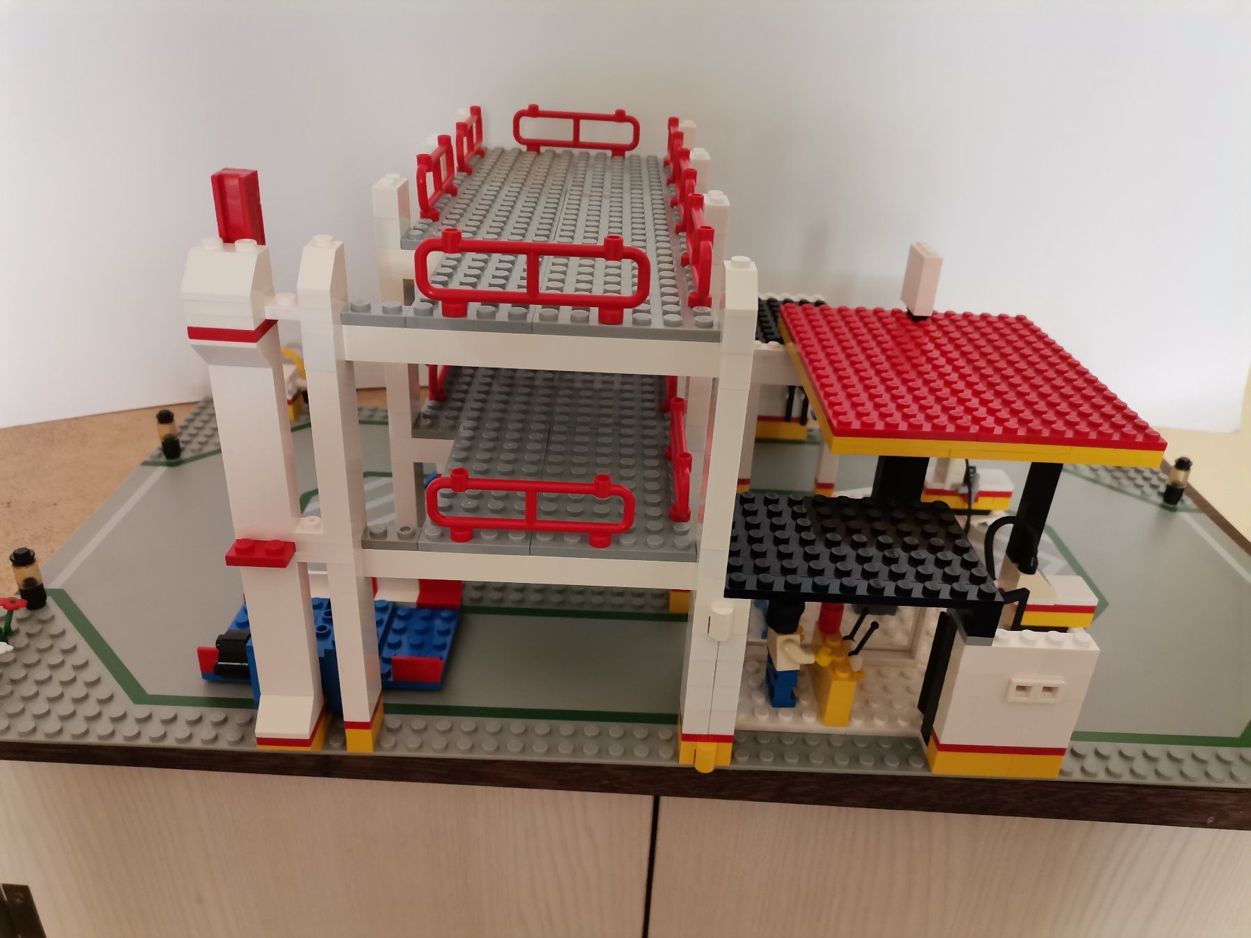 Lego Spielzeuge: Lego Autogarage 6394 – Gebraucht aus Oftringen von Esthiboy 5