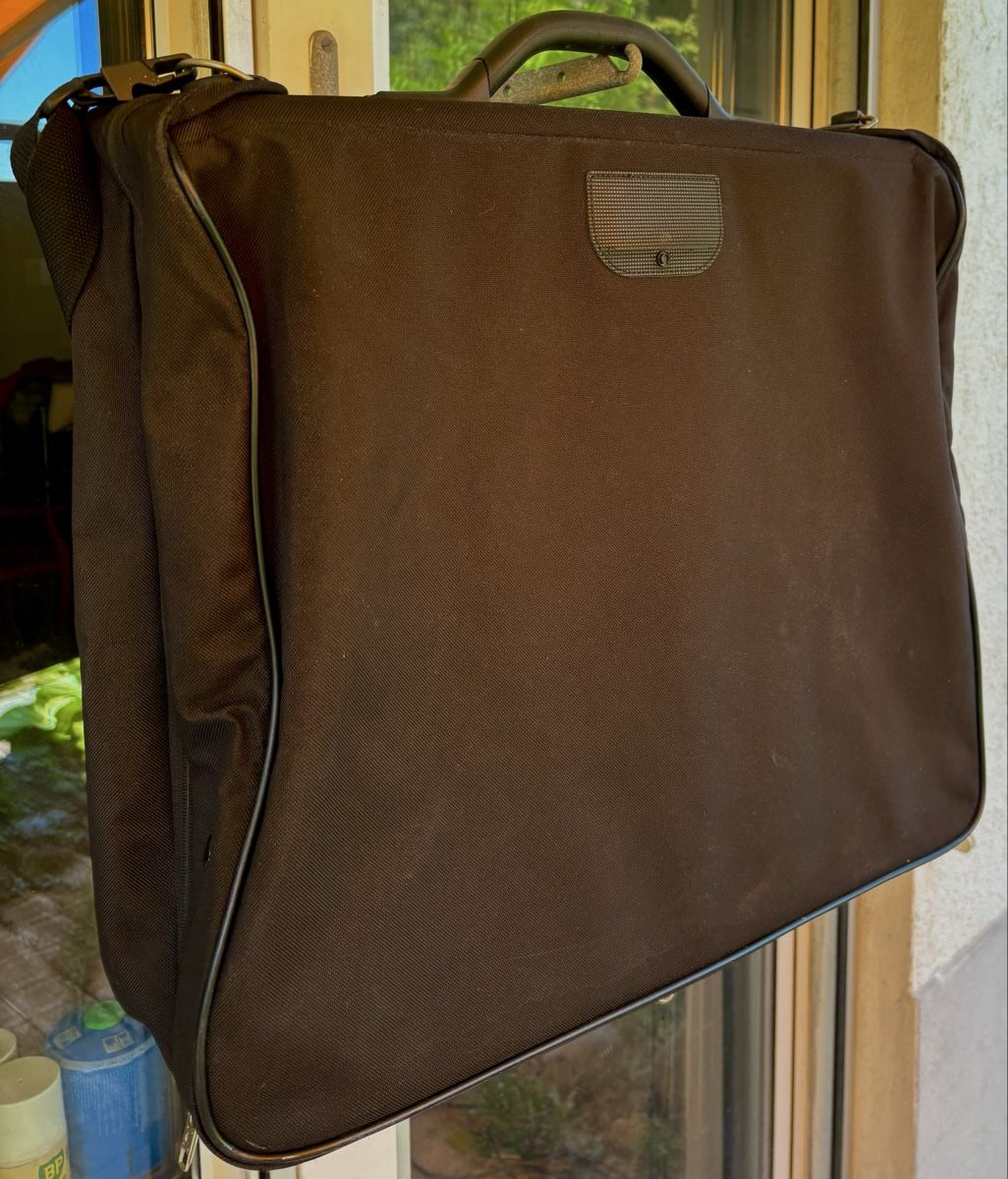 Delsey Borse: Garment Bag Black Good Condition 80cm – Usato da Rüschlikon venduto da ArnaudEichenberger 5