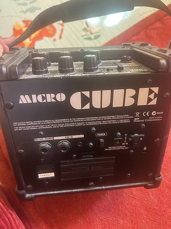 Roland Verstärker: Amplificateur musique – Gebraucht aus Aire-la-Ville von Jojo9427 3