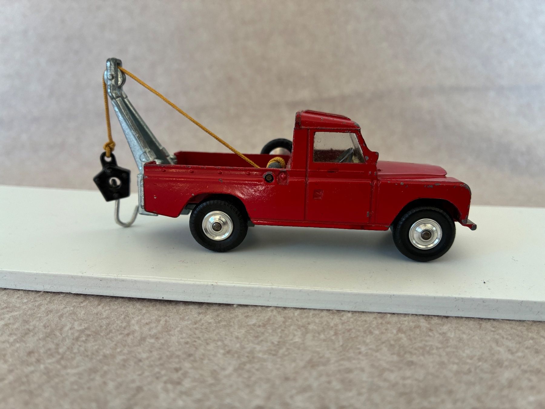 Corgi Toys Modellini d'auto: Corgi Land Rover Wrecker – Usato da Gümmenen venduto da Supererland