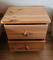 Nachttischli aus Holz