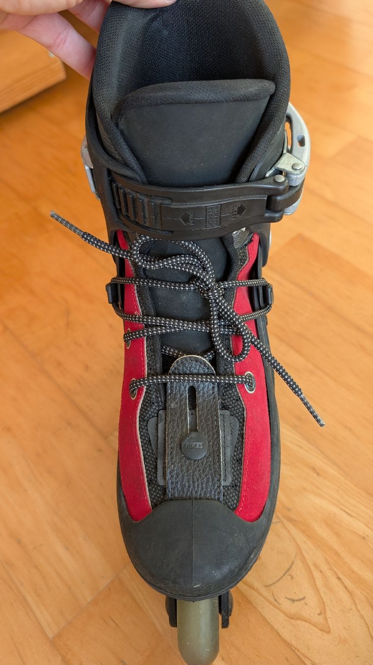 Pattini in linea & Pattini a rotelle: Roces Rollerblades – Usato da Stäfa venduto da Viviane77 2