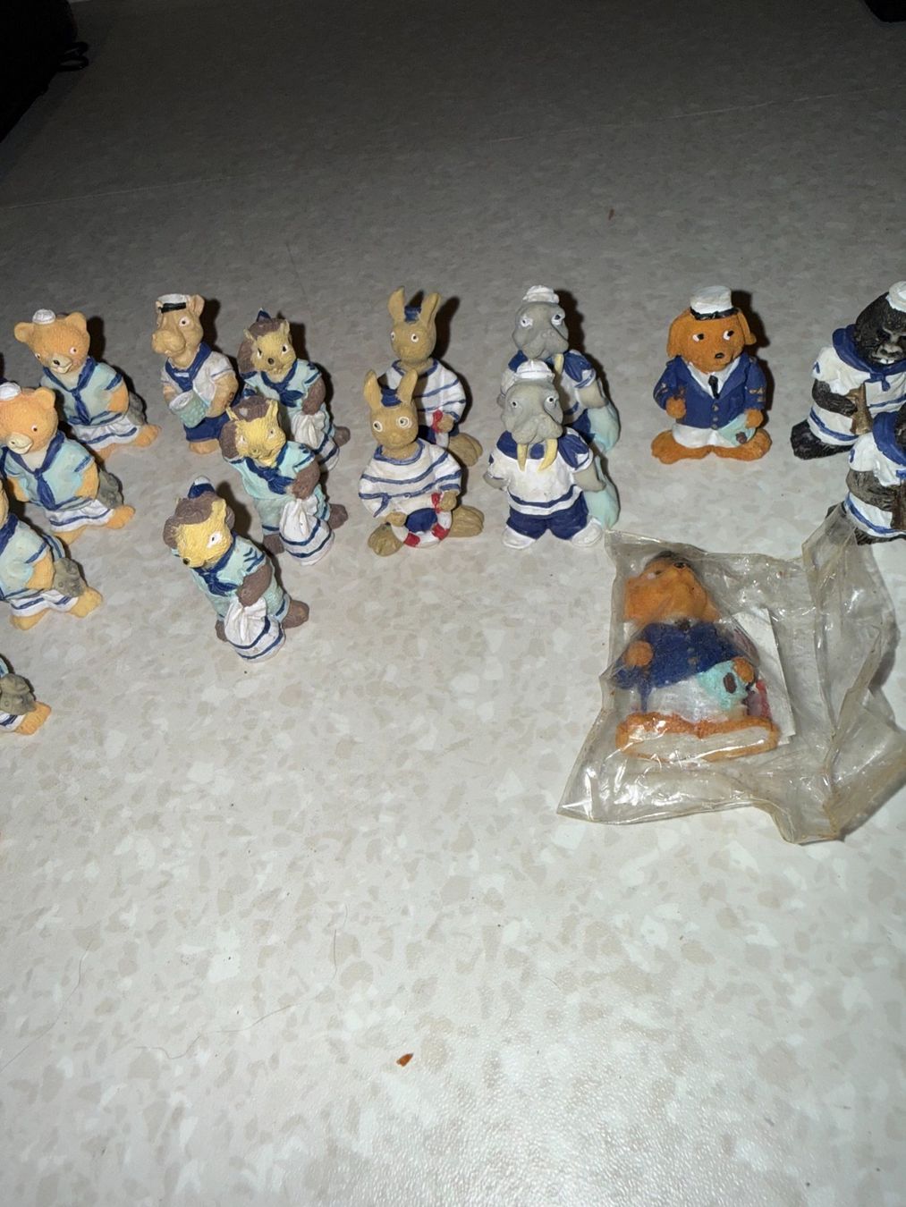Statuette: Deko-Figuren diverse 32 Stk. – Usato da Ennetbaden venduto da Data_100 2