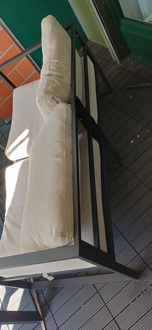 Divani:  Garten Lounge  – Usato da uster venduto da Neaele 5
